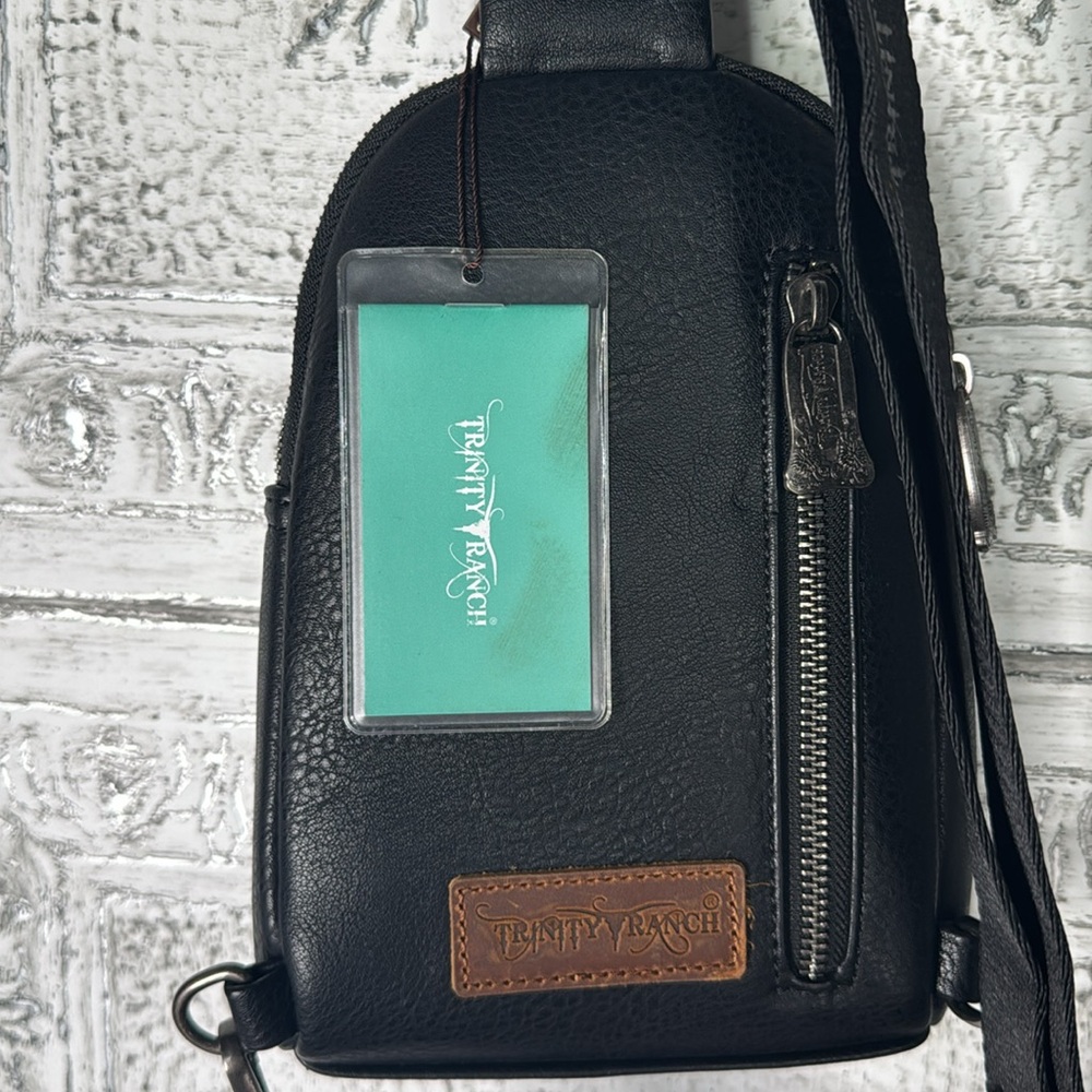 Trinity Black Belt Bag Leather hair on cowhide - Picture 6 of 9